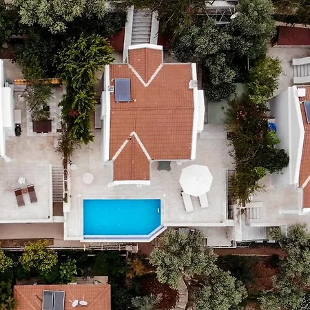 Kisla Villalari Ayva Ve Badem Villa